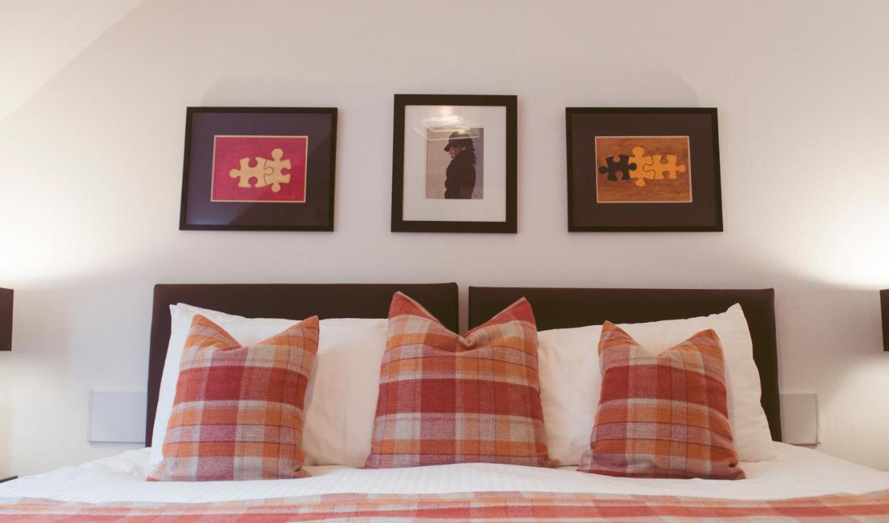 The Golden Larches Bed & Breakfast Lochearnhead Exterior photo